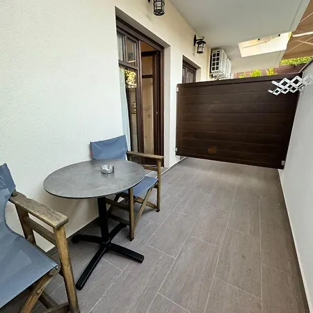 לינה וארוחת בוקר Konaki Ouranoupolis אואוראנואופולי