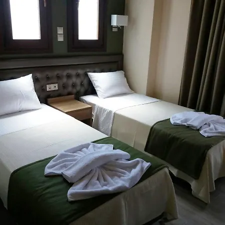 Konaki Ouranoupolis B&B *